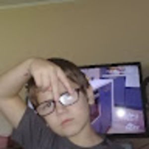 Meet your Posher, Leah